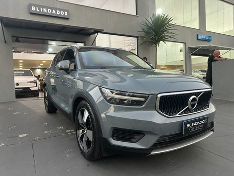 Volvo XC 40 T-5 MOMENTUM 2.0 252cv AWD