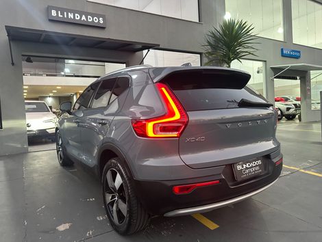 Volvo XC 40 T-5 MOMENTUM 2.0 252cv AWD