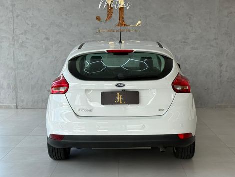 Ford Focus 2.0 16V/SE/SE Plus Flex 5p Aut.