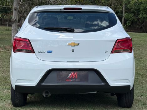 Chevrolet ONIX HATCH LT 1.0 8V FlexPower 5p Mec.