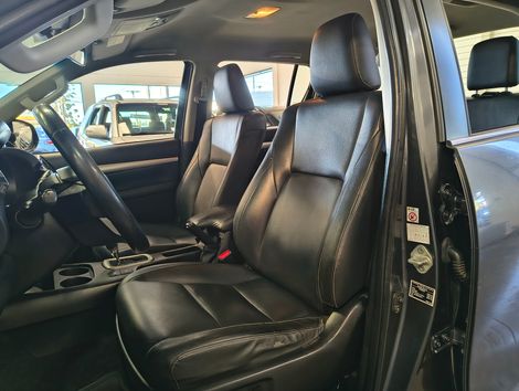Toyota Hilux CD SRX 4x4 2.8 TDI 16V Diesel Aut.