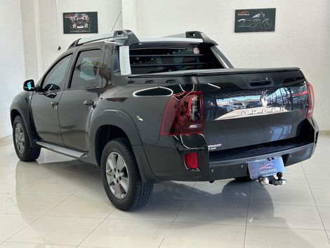 Renault DUSTER OROCH Dyna. 2.0 Flex 16V Aut.