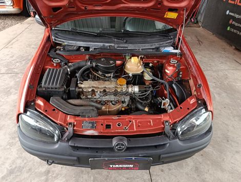 Chevrolet Corsa GL 1.6 MPFI / 1.4 EFI 2p e 4p