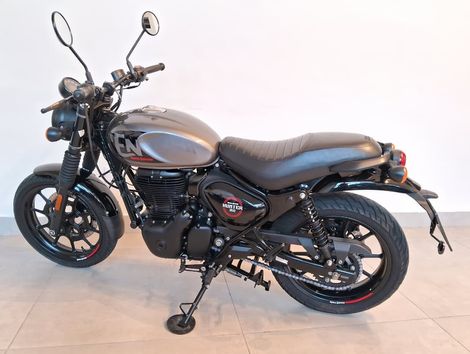 Royal Enfield Hunter 350 Dapper