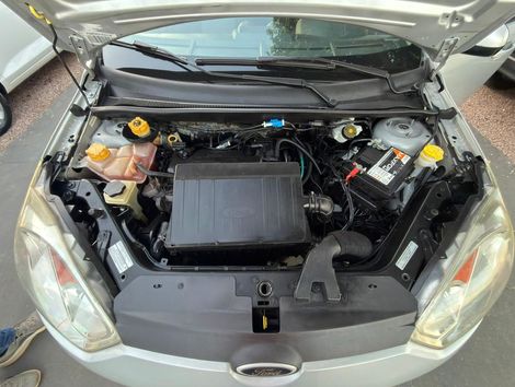 Ford Fiesta Sedan 1.6 16V Flex Mec.