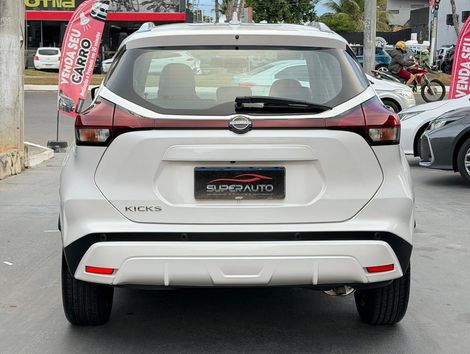 Nissan KICKS Advance 1.6 16V Flex Aut.