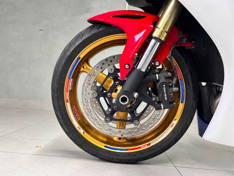 HONDA CBR 1000 RR Fireblade