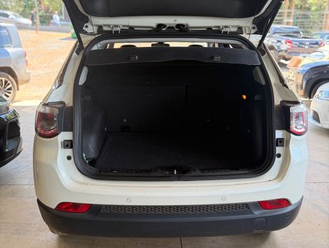 Jeep COMPASS LONGITUDE 2.0 4x4 Dies. 16V Aut.