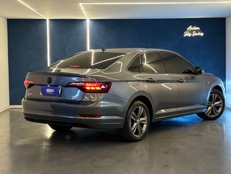 VolksWagen JETTA R-Line 250 TSI 1.4 Flex 16V Aut.