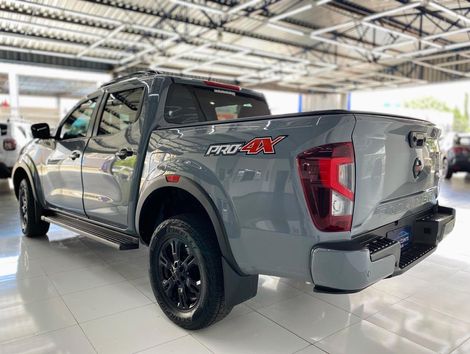Nissan Frontier PRO4X CD 4x4 2.3 Bi-TB Die. Aut