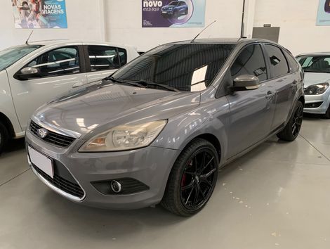 Ford Focus Ghia/ XR 2.0 /Ghia 2.0 16V Flex 5p