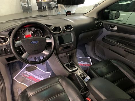 Ford Focus Ghia/ XR 2.0 /Ghia 2.0 16V Flex 5p