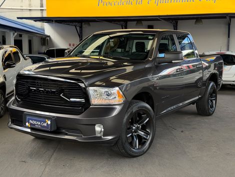 RAM CLASSIC LARAMIE NIGHT ED. 5.7 4X4 Aut.