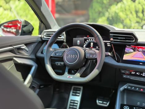 Audi A3 Sedan Performance 2.0 TFSI S-tronic