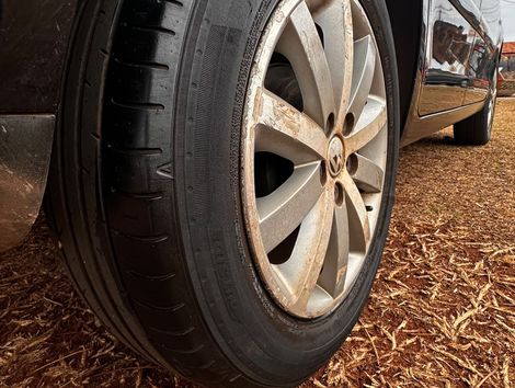 VolksWagen Polo SPORTLINE 1.6 Mi Total Flex 8V 5p