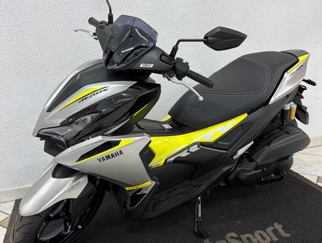 YAMAHA AEROX CONNECTED ABS