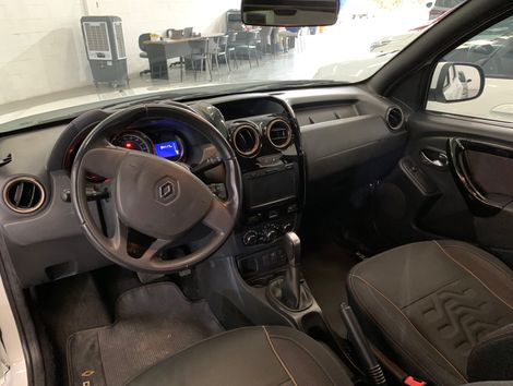 Renault DUSTER Dynamique 2.0 Flex 16V Aut.
