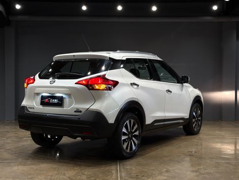 Nissan KICKS SL 1.6 16V FlexStar 5p Aut.