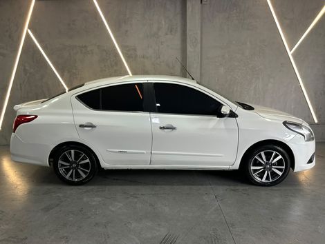 Nissan VERSA SL 1.6 16V FlexStart 4p Aut.