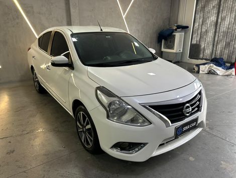 Nissan VERSA SL 1.6 16V FlexStart 4p Aut.