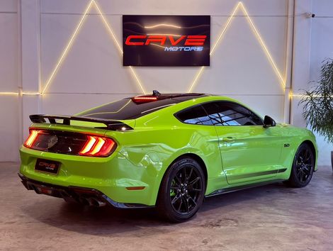Ford Mustang Black Shadow 5.0 V8