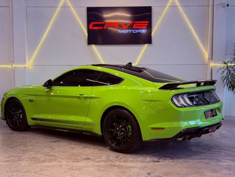 Ford Mustang Black Shadow 5.0 V8