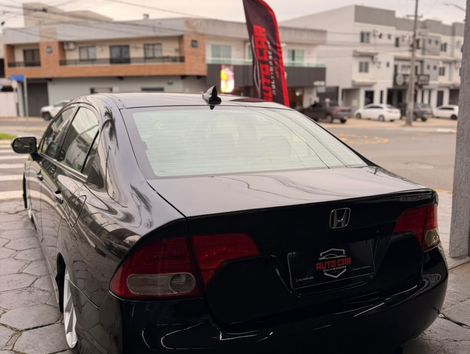 Honda Civic Sedan LXS 1.8/1.8 Flex 16V Mec. 4p
