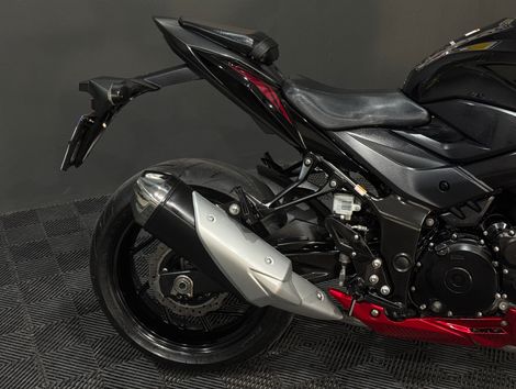 SUZUKI GSX-S 750