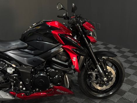 SUZUKI GSX-S 750