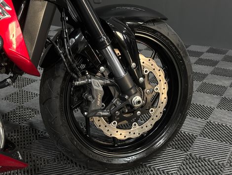SUZUKI GSX-S 750