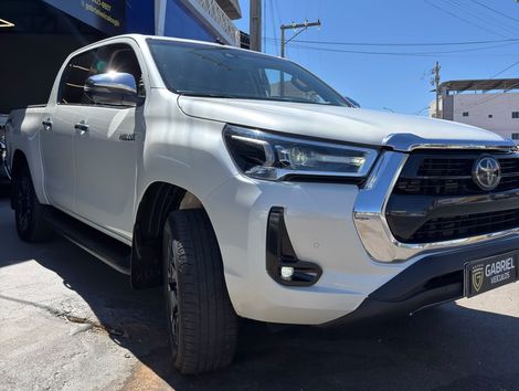 Toyota Hilux CD SRX 4x4 2.8 TDI 16V Diesel Aut.