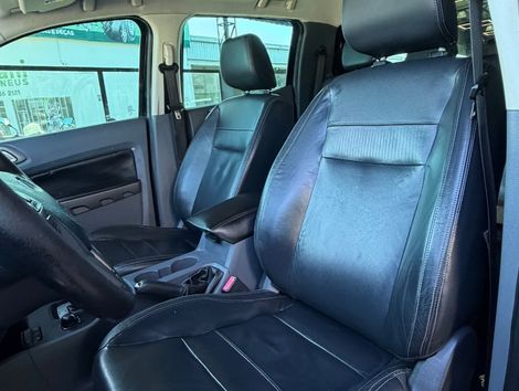 Ford Ranger Limited 3.2 4x4 CD Diesel Aut.
