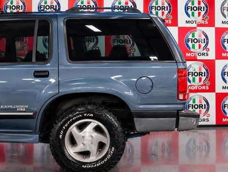 Ford Explorer XLT 4x4 4.0 V6