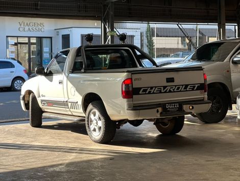 Chevrolet S10 Pick-Up 2.4 MPFI 8v 128cv/ Rodeio