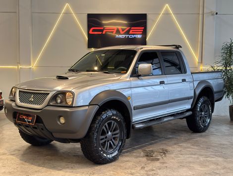 Mitsubishi L200 OUTDOOR HPE 2.5 4x4 CD T.Dies. Mec.