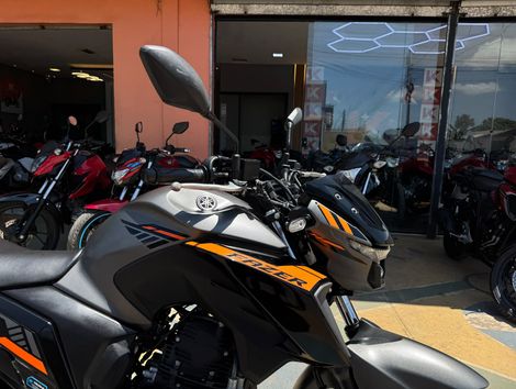 YAMAHA FZ25 250 FAZER CONNECTED