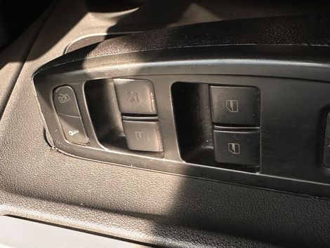 VolksWagen Fox Route 1.6 Mi Total Flex 8V 3p