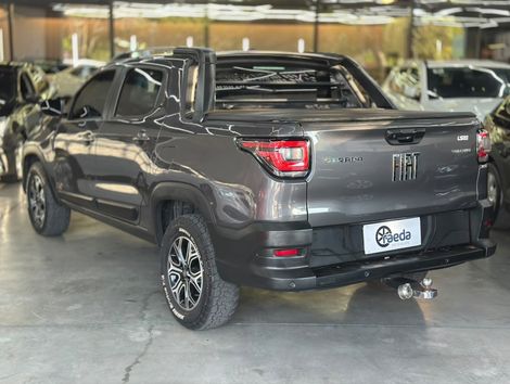 Fiat Strada Volcano 1.3 Flex 8V CD
