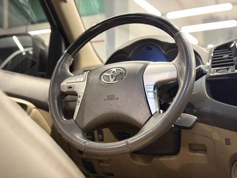 Toyota Hilux SW4 SRV D4-D 4x4 3.0 TDI Dies. Aut