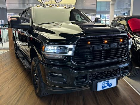 RAM 2500 LARAM. 6.7 NIGHT ED. TB CD 4x4 Die.