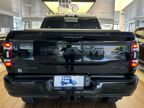RAM 2500 LARAM. 6.7 NIGHT ED. TB CD 4x4 Die.