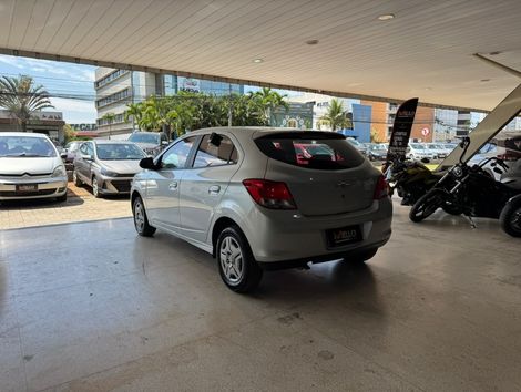 Chevrolet ONIX HATCH LT 1.0 8V FlexPower 5p Mec.