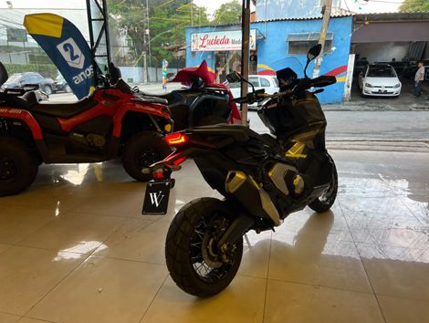 HONDA X-ADV 745cc
