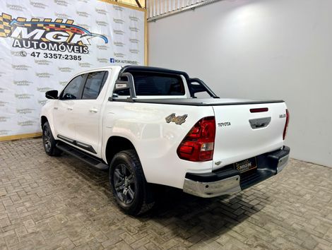 Toyota Hilux CD SR 4x4 2.8 TDI Diesel Aut.