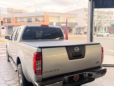 Nissan Frontier SEL CD 4x4 2.5 TB Diesel Aut.