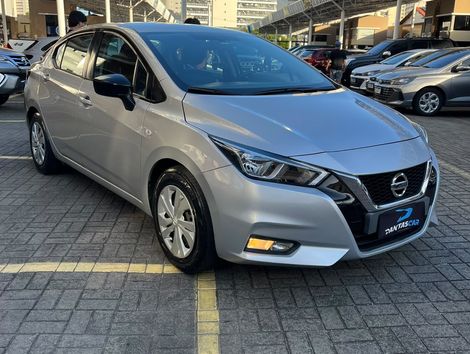 Nissan VERSA Sense 1.6 16V Flex Aut.
