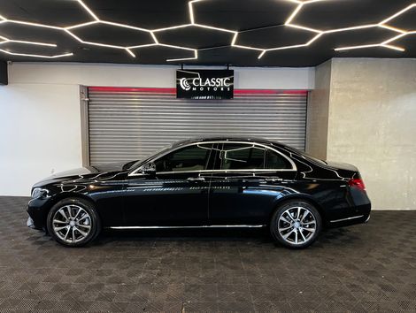 Mercedes E-250 Exclusive 2.0 TB 211cv Aut.