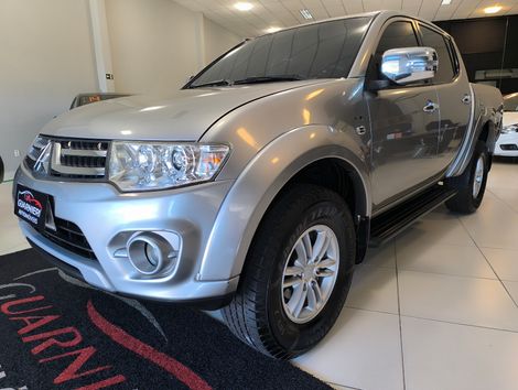 Mitsubishi L200 Triton HLS 2.4 Flex 16V CD Mec.