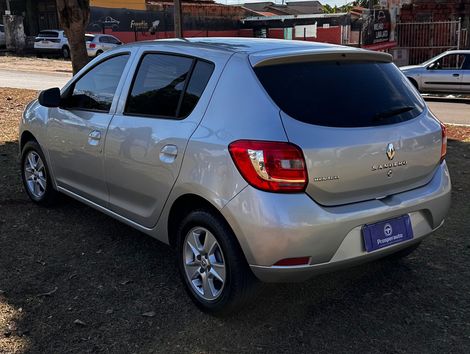Renault SANDERO Authentique Hi-Power 1.0 16V 5p