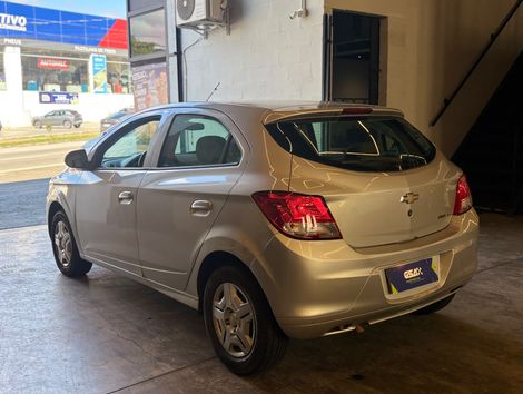 Chevrolet ONIX HATCH LT 1.0 8V FlexPower 5p Mec.